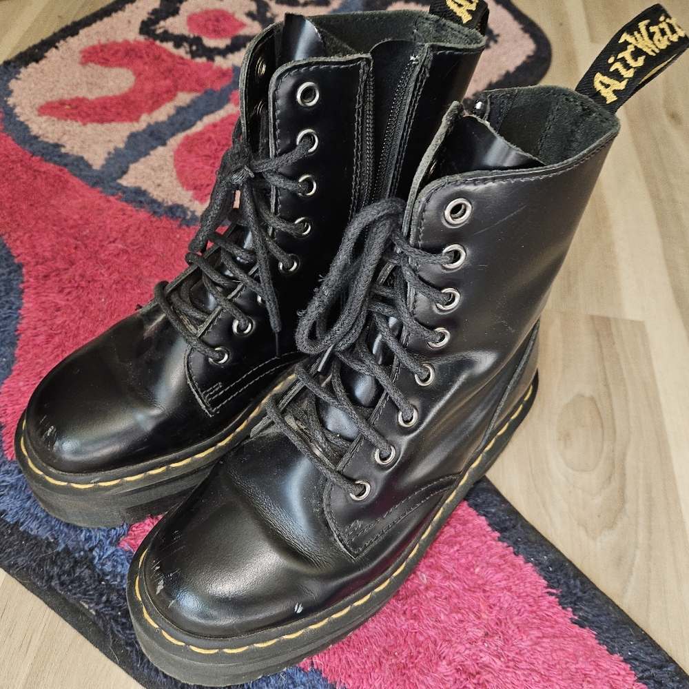 Dr. Martens Jadon Platform womens 6